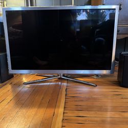 Samsung TV, Tuner And Speakers 