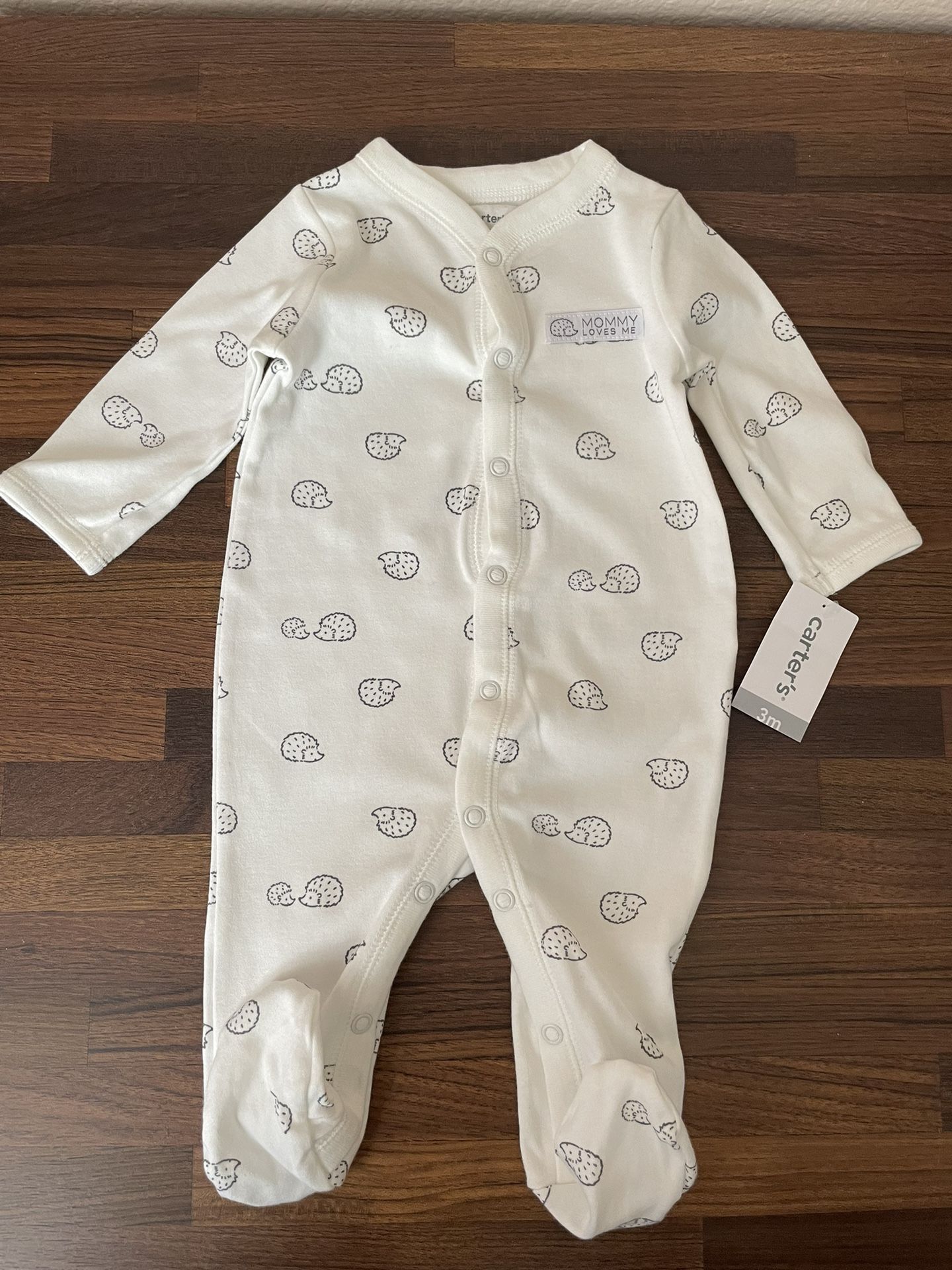 NEW, 3M Carter's Baby Onesie