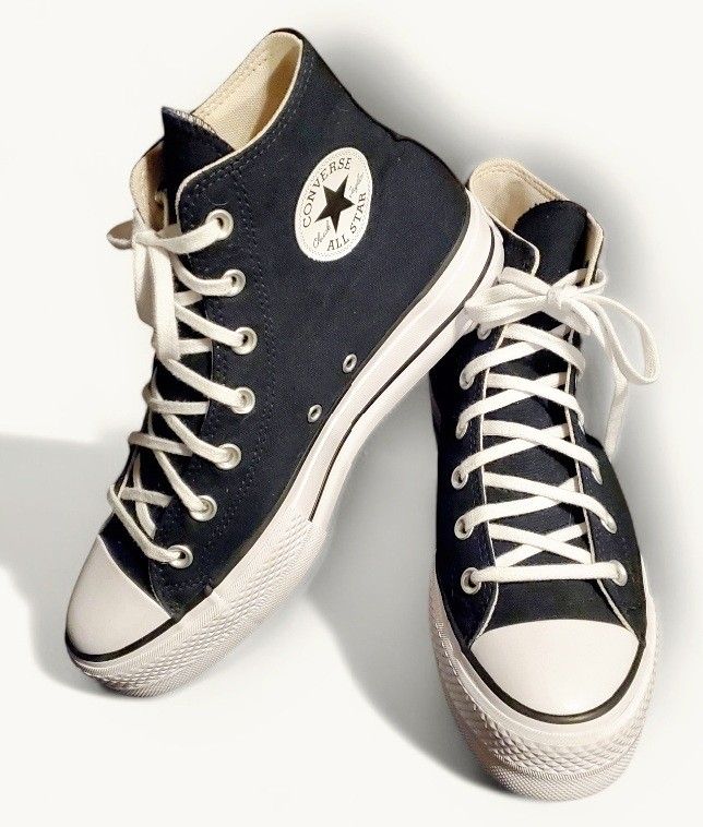 Converse Chuck Taylor All Star Lift Platform Canvas, Women's Size 9