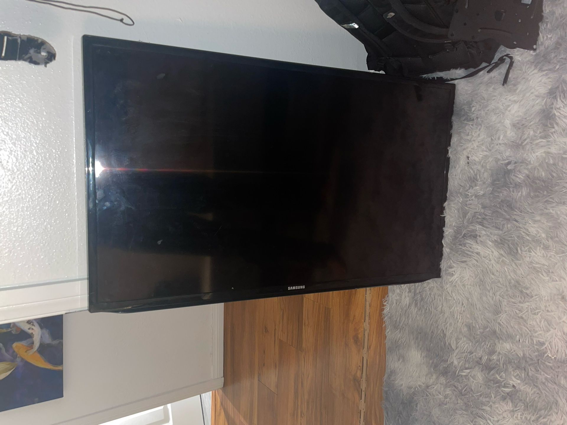 40” SAMSUNG TV