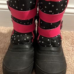 Size 2 Girls Snow Boots
