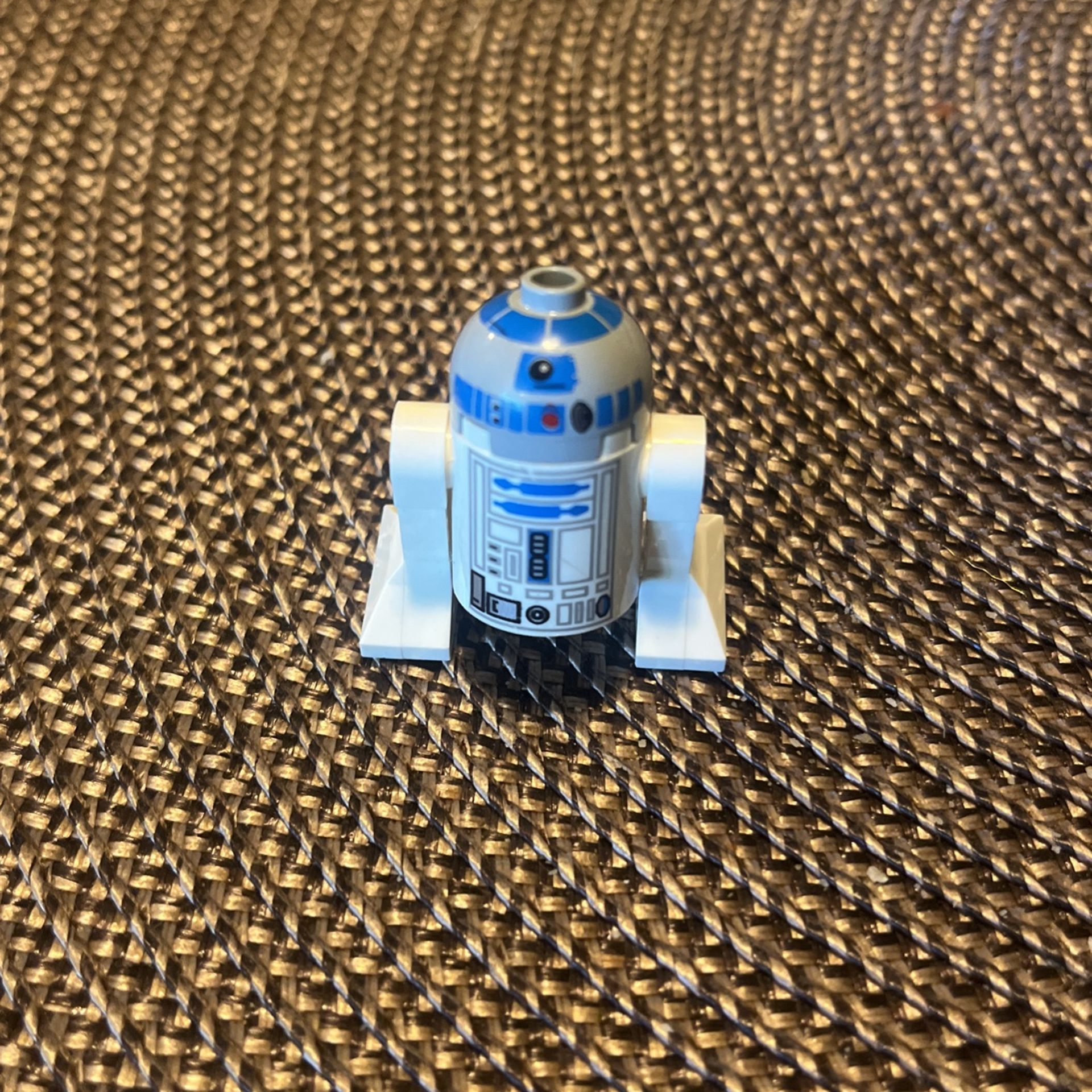 2013 R2-D2 Lego Figure