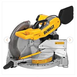 dewalt saw  