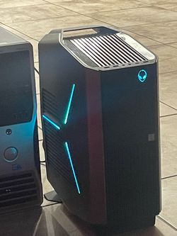 Alienware Aurora R7 Gaming Desktop PC