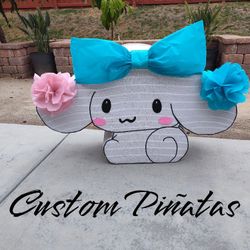 Customized Piñatas 