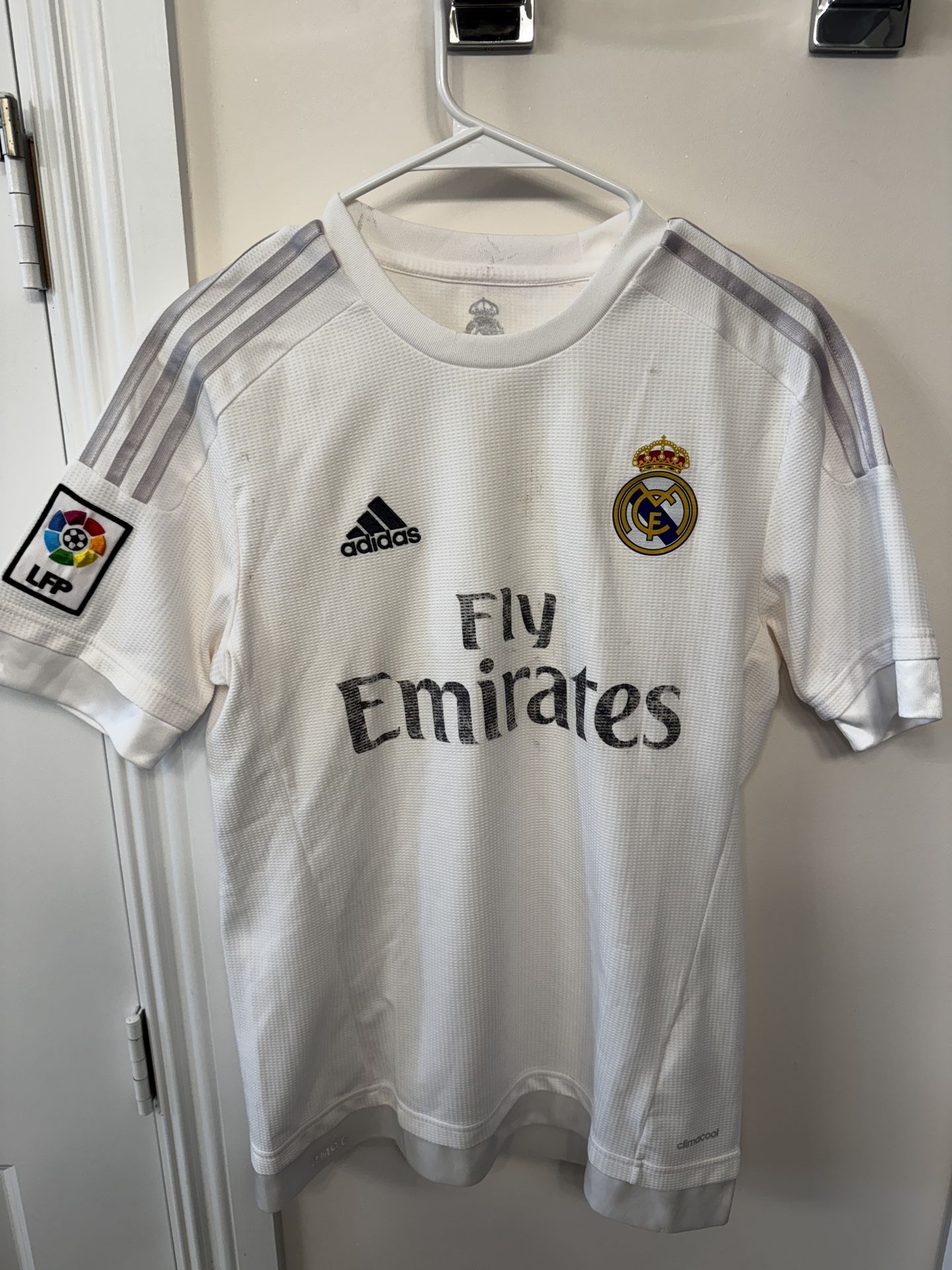 Real Madrid 15/16 Men’s Size Small