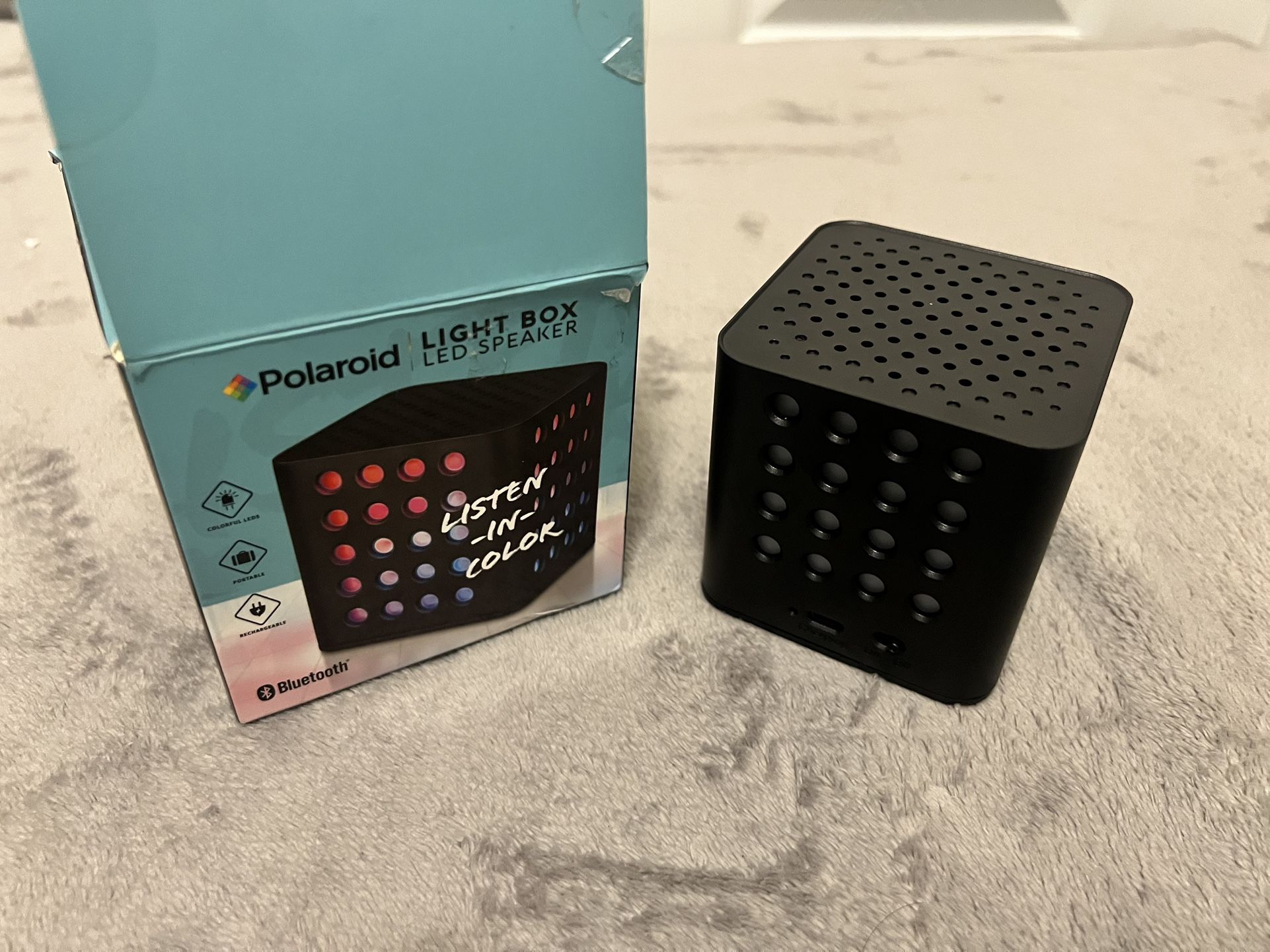 Polaroid Speaker