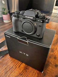 Fujifilm xt3 professional camera *LIKE NEW* *TAKING OFFERS*