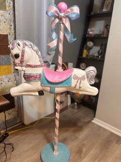 Carousel horse