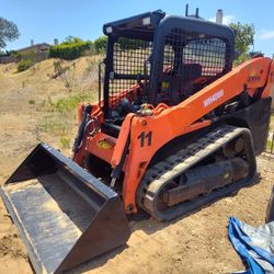 Kubota Skid Steer