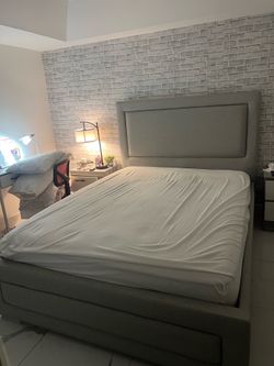 Queen bed