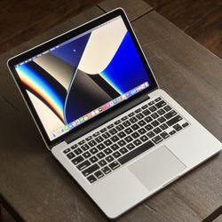 13” MacBook Pro 2.7GHz i5 / 8gb / 256gb ssd 