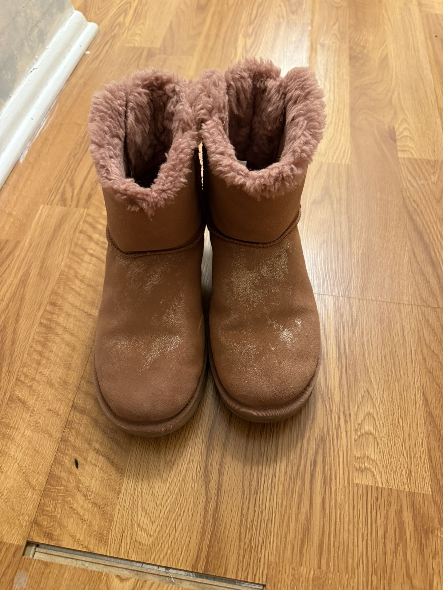 Uggs Shimmer Boots 