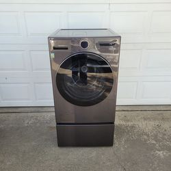 LG WASHER AND DRYER COMBO 2 IN 1