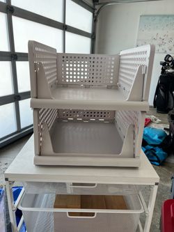 5 Stackable Sliding Clothes Bins
