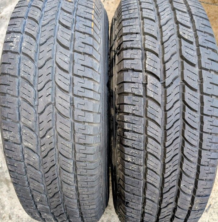 Set Of 2 Tires 15's LT
