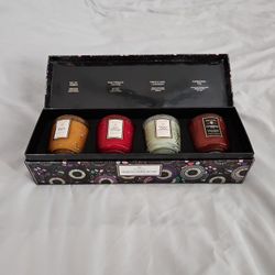 Voluspa Pedestal Candle Gift Set
