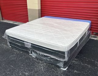 NEW Mattress King Size Plush Pillowtop With Box Spring // Offer  🚚