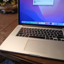 Apple MacBook Pro 15"2.8 Ghz i7 Processor 2015 16 Gb Ram 256gb Ssd 0s Monterey Very Clean With Charger 