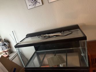 40 Gal Tank With Stand And Sump Filter