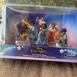 Encanto Figurines Set All New In Box