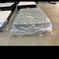 queen size new thick bed can deliver 