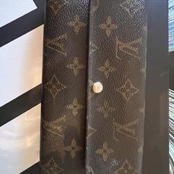 Louis Vuitton wallet authentic