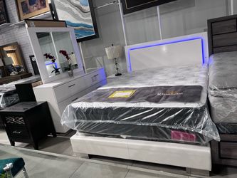 White Queen Bedroom Set with LED Headboard