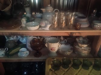 Very large antique collection