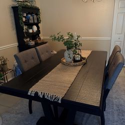 Dinning Room Set