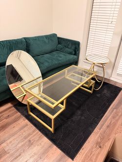 COFFE TABLE, SIDE TABLE, Mirror, Area rug
