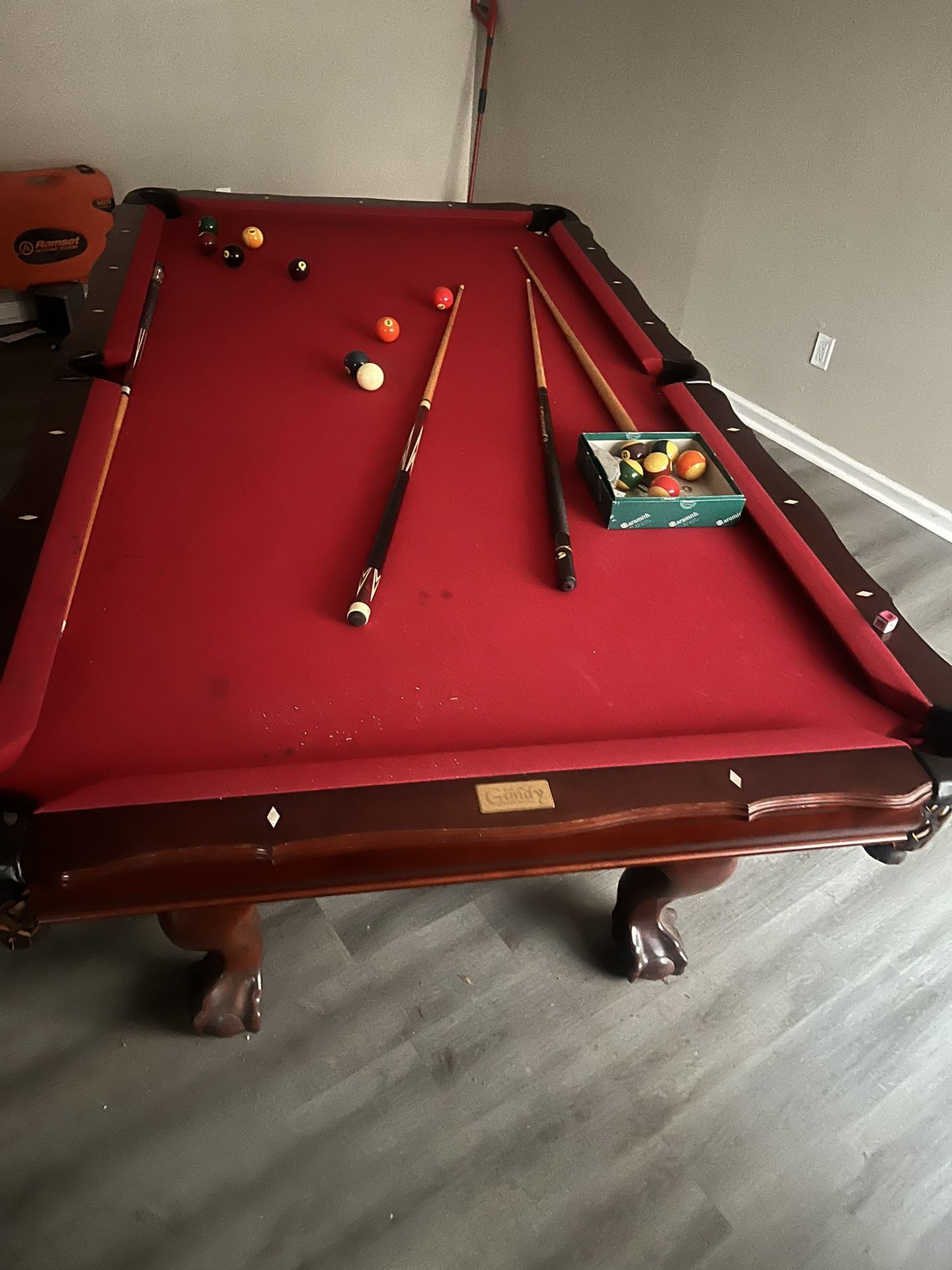 Gandy Pool Table
