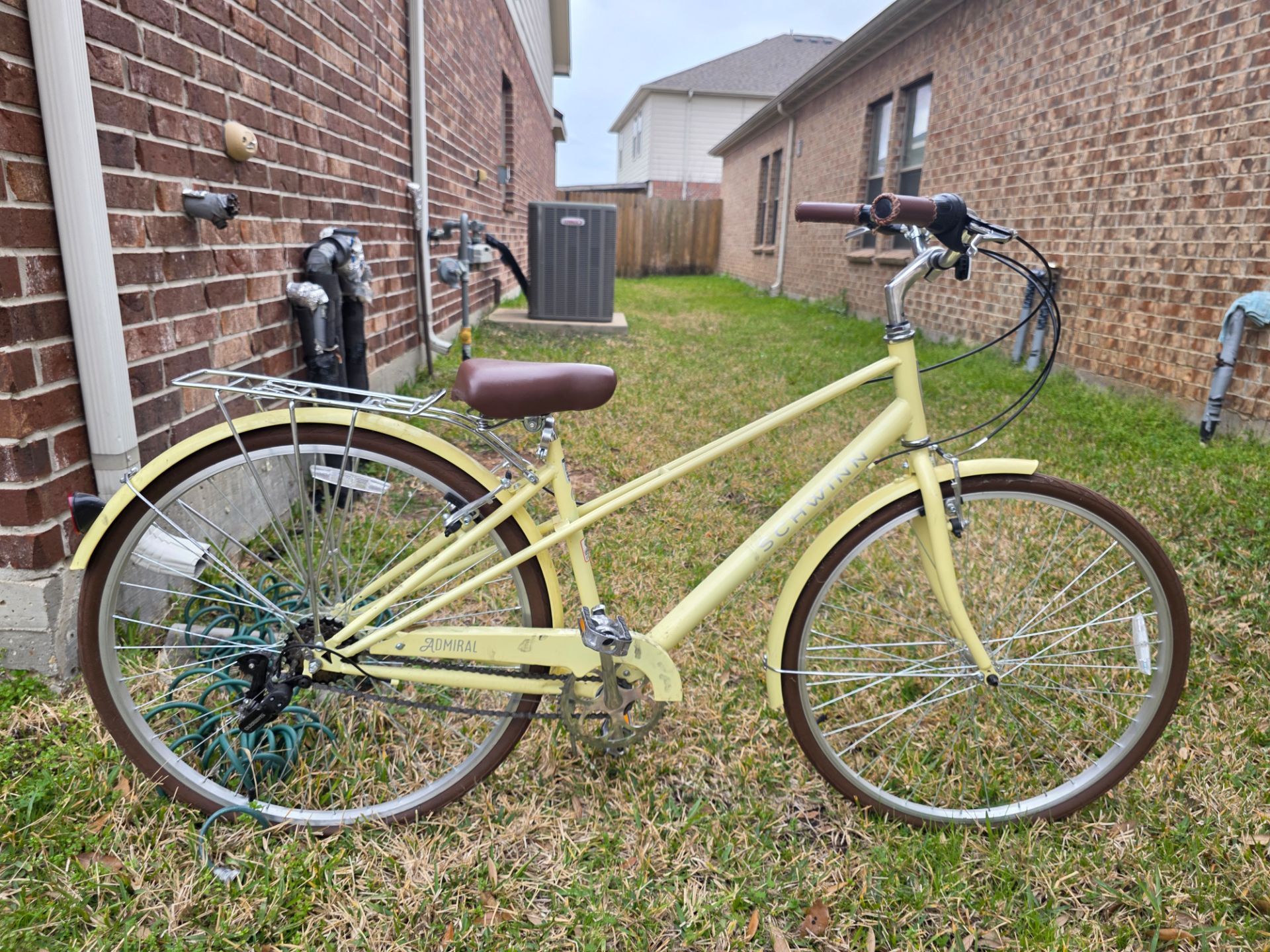 Perfect shape yellow Schwinn bicycle for sale
