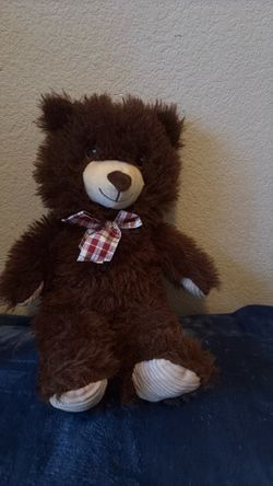 Brown teddy bear