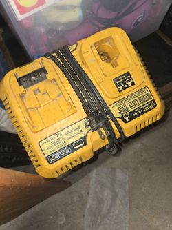Dewalt Battery Charger Works Perfect