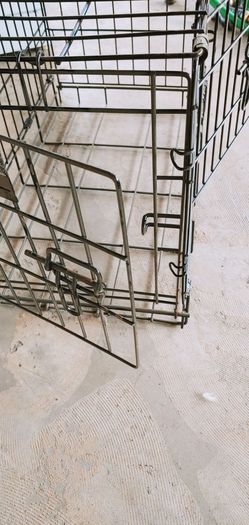ALL METAL ANIMAL KENNEL