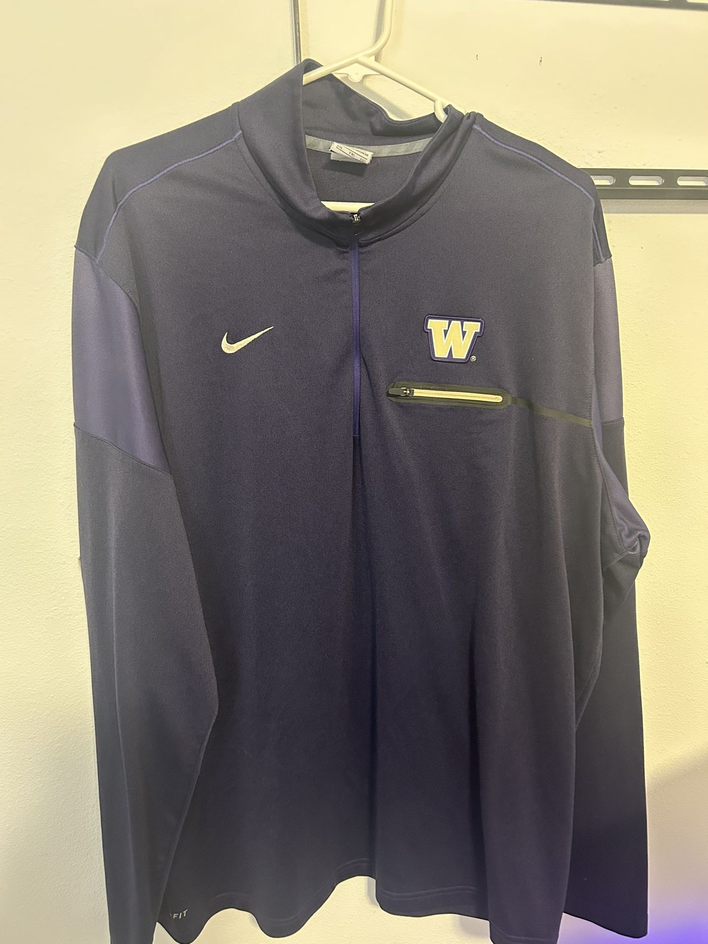 Mens Nike Sideline University of Washington Huskies 1/4 Zip Size 2XL Purple
