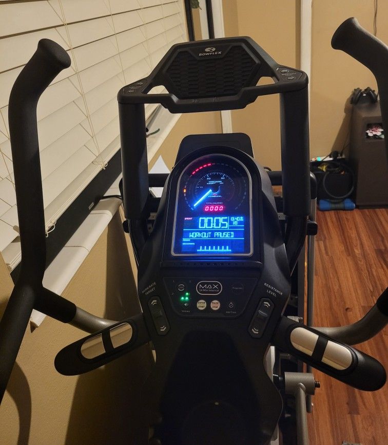 Bowflex Max trainer M7