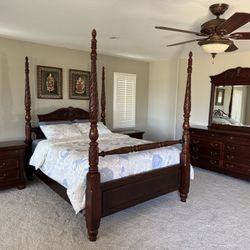 Solid Wood 5-pc Queen Bedroom Set
