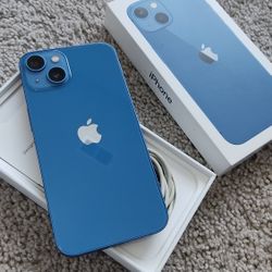 Iphone 13 Unlocked :256 GB, Excellent Condition 