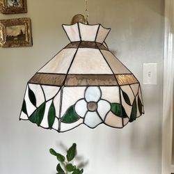 Vintage Tiffany-Style Pink Floral Stained Glass Pendent chandelier. ( price is firm) 