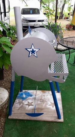 Dallas cowboy top bbq pit