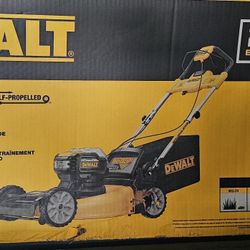 (NEW) Dewalt Mower Runs Off Batteries