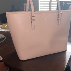 Michael Kors handbag - Never used