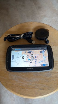TomTom GPS Navigator Automotive Mountable Large Screen Touchscreen
