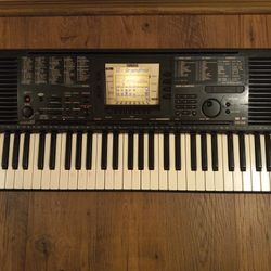 Yamaha PSR-530 keyboard 
