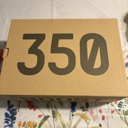 Yeezy 350 V2 Black Non Reflective 