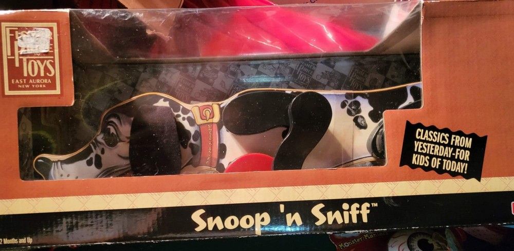 New. Pull Along Toddler Toy. Snoop N Sniff
