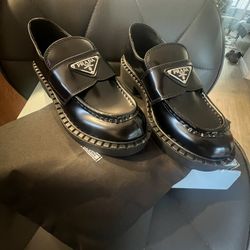 Prada Ladies Shoes Size 36