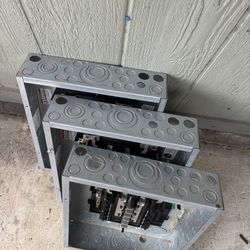 Eaton BRP12L125G Main Lug Loadcenter - 125A/240V/N1 - Unused/Warranty